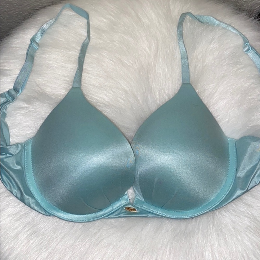 Victoria Secrets Bra